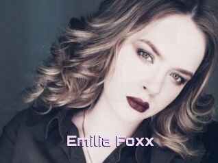 Emilia_Foxx