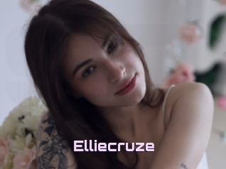Elliecruze