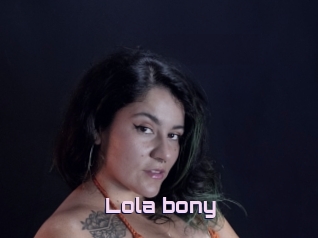 Lola_bony
