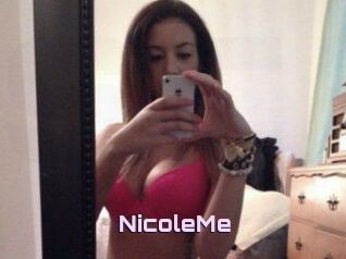NicoleMe