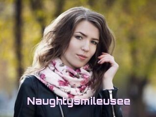 Naughtysmileusee
