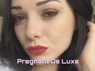 Pregnant_De_Luxe