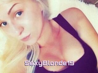 SexyBlonde_19