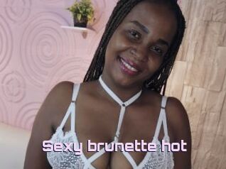 Sexy_brunette_hot