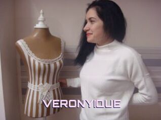VERONYIQUE