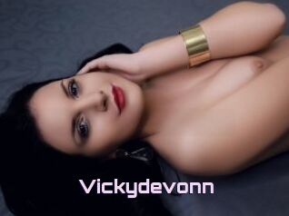 Vickydevonn